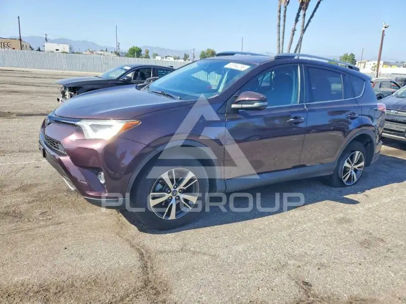 2018 Toyota RAV4 фото