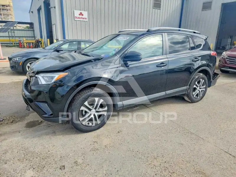 2018 Toyota RAV4 фото
