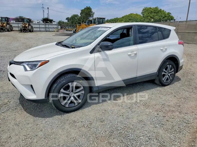 2018 Toyota RAV4 фото