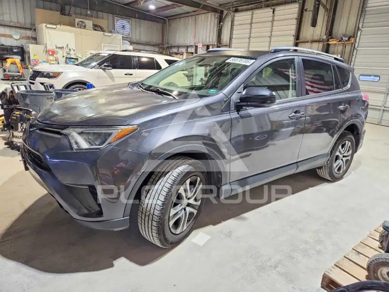 2018 Toyota RAV4 фото
