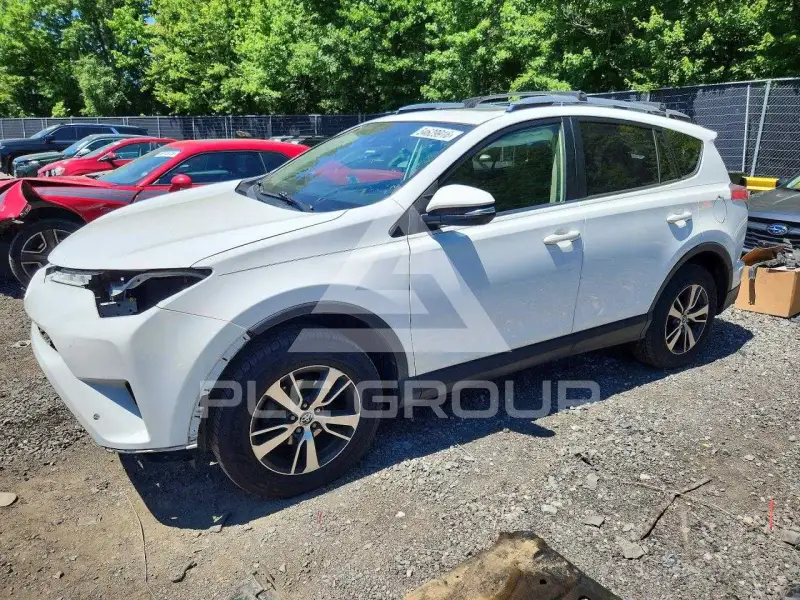 2018 Toyota RAV4 photo