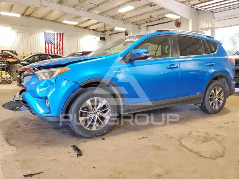 2018 Toyota RAV4 фото