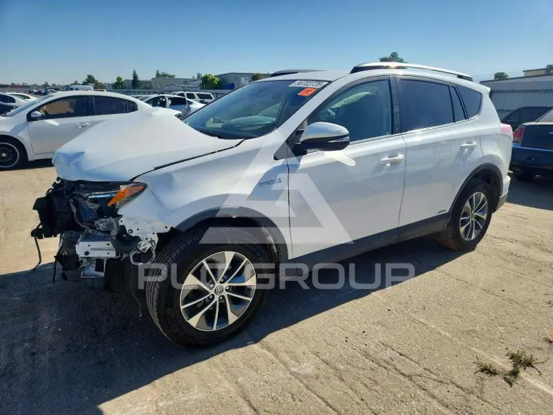 2018 Toyota RAV4 фото