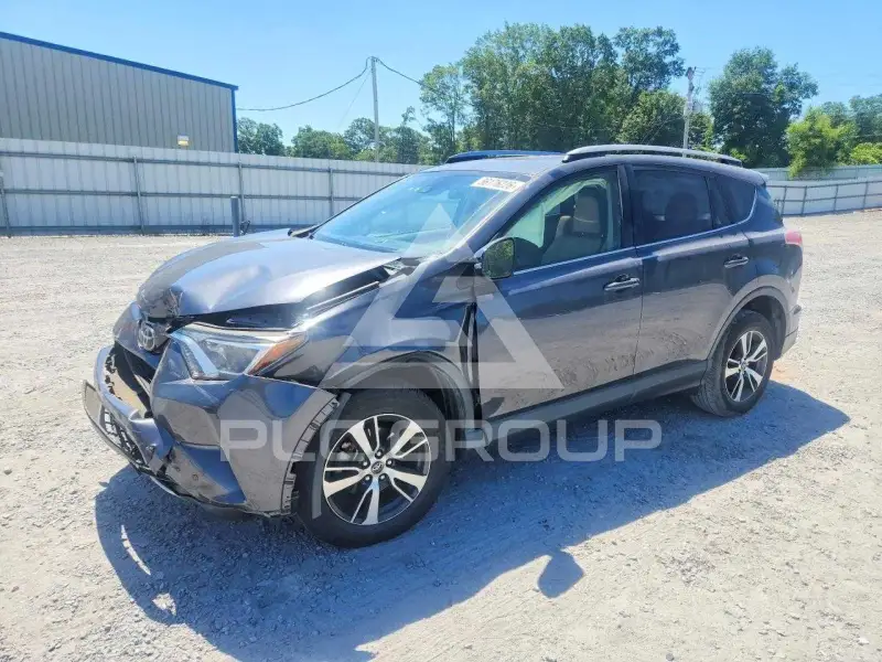 2018 Toyota RAV4 фото