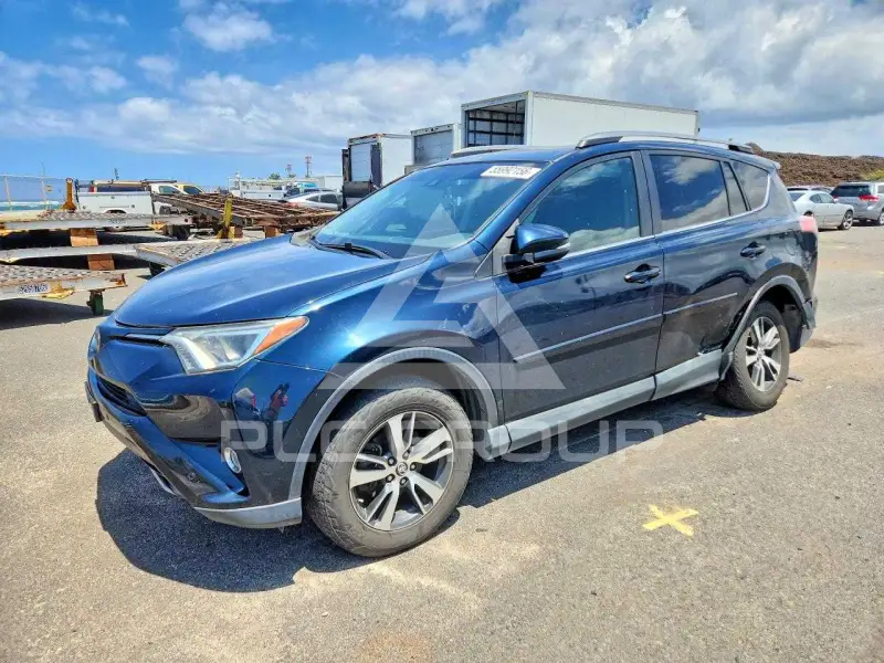 2018 Toyota RAV4 фото