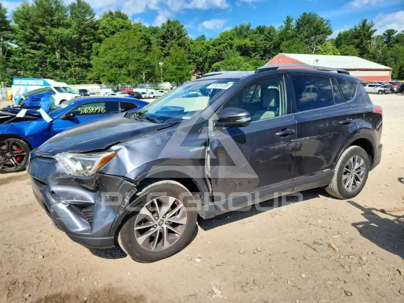 2018 Toyota RAV4 photo