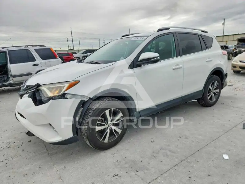 2018 Toyota RAV4 photo