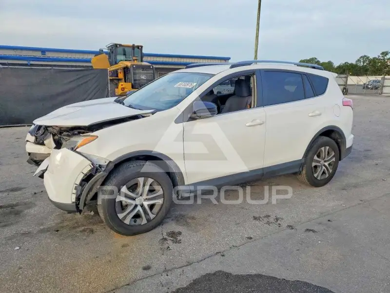 2018 Toyota RAV4 фото