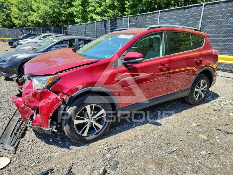 2018 Toyota RAV4 фото