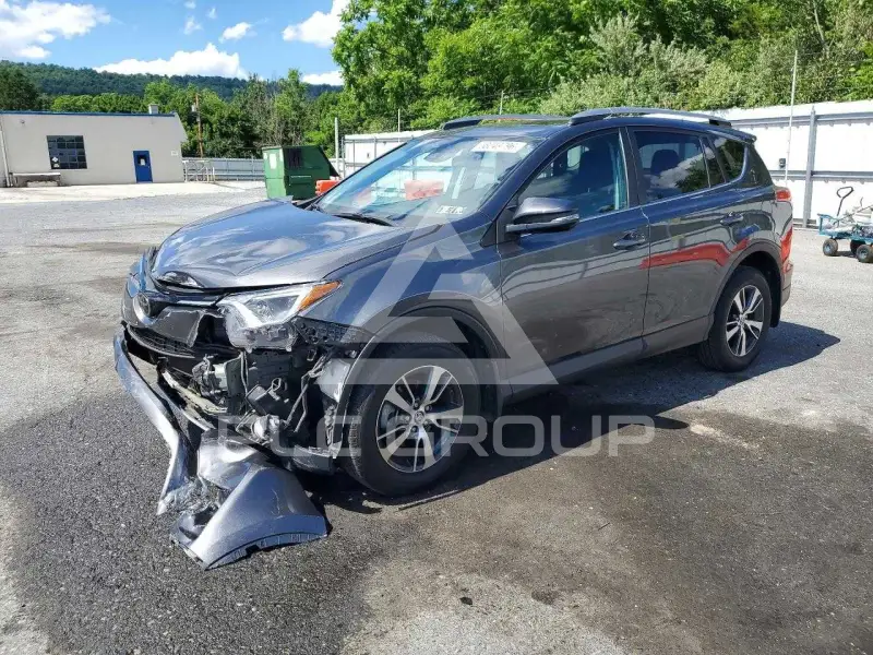 2018 Toyota RAV4 фото
