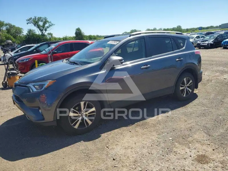 2018 Toyota RAV4 photo