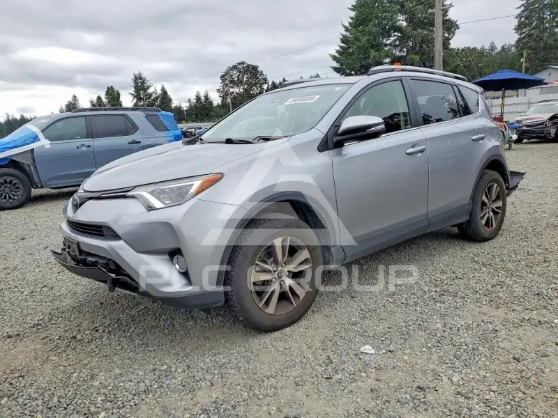 2018 Toyota RAV4 photo