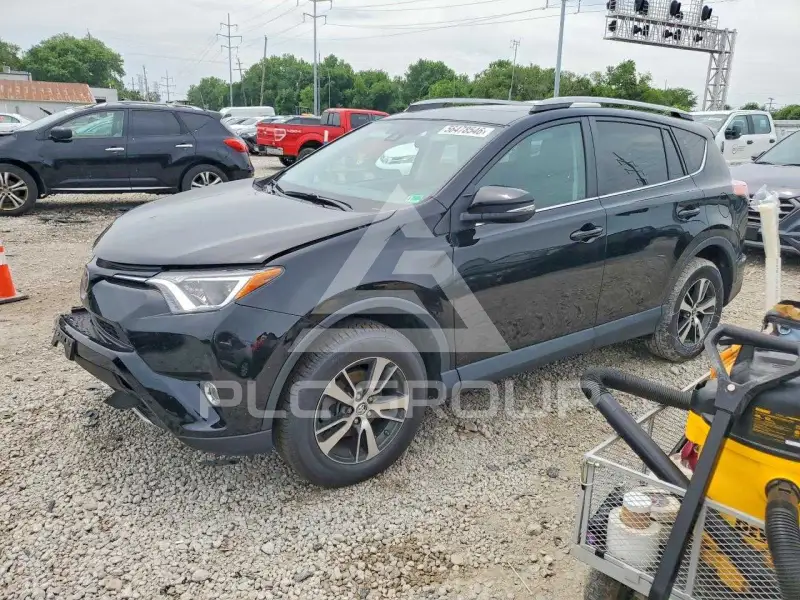 2018 Toyota RAV4 фото