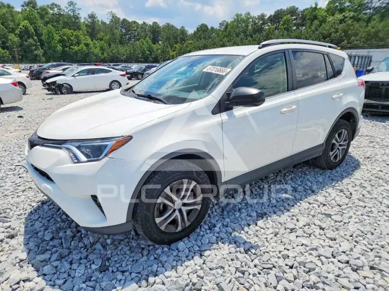 2018 Toyota RAV4 фото