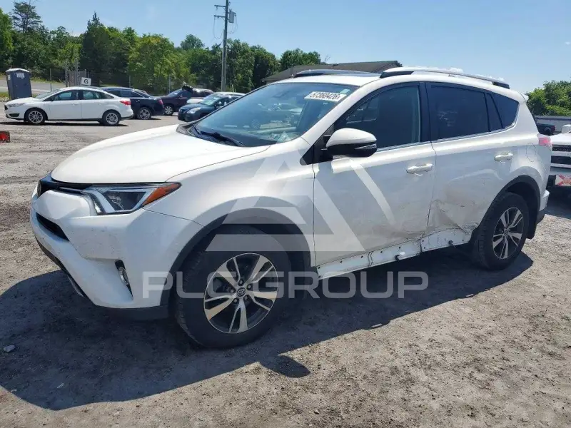 2018 Toyota RAV4 photo