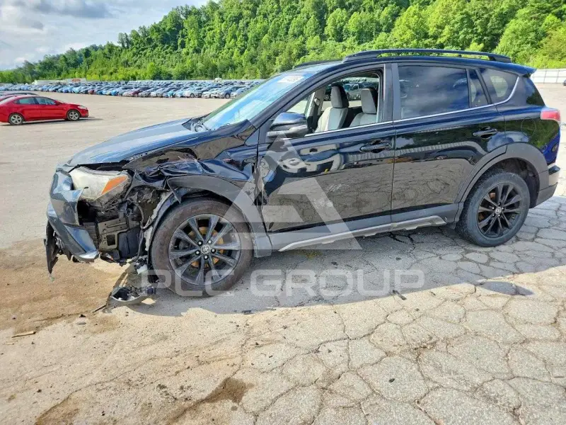 2018 Toyota RAV4 photo