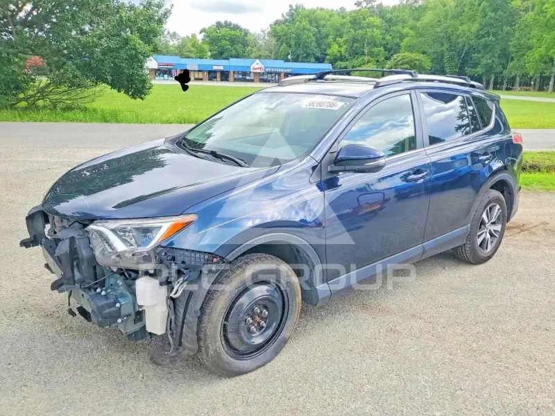 2018 Toyota RAV4 фото