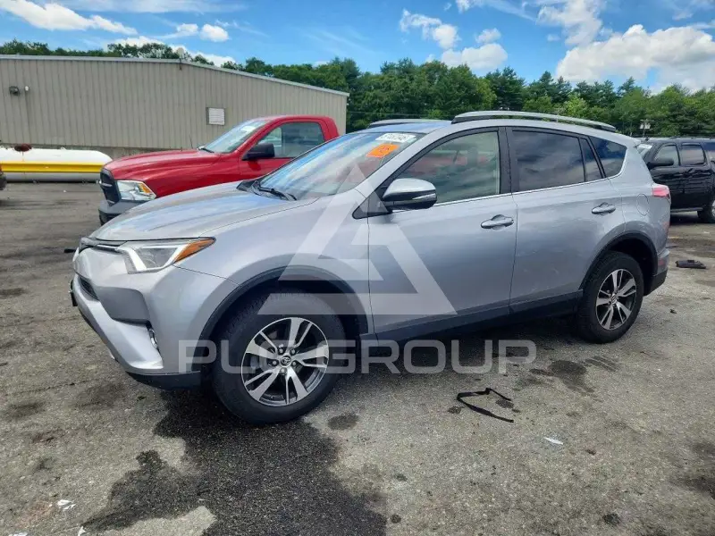2018 Toyota RAV4 photo