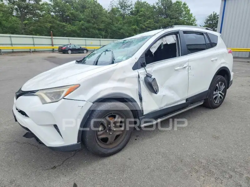 2018 Toyota RAV4 фото