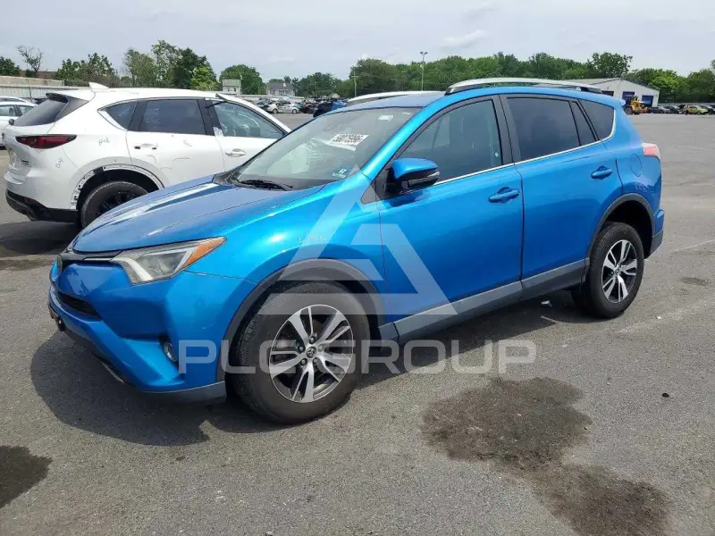 2018 Toyota RAV4 фото