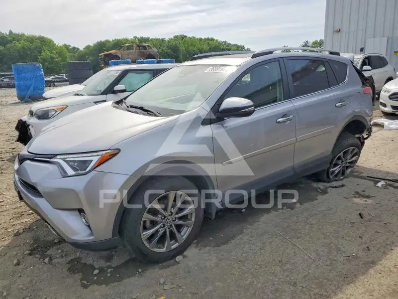 2018 Toyota RAV4 photo