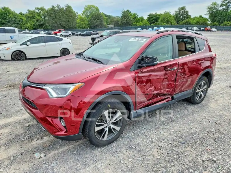 2018 Toyota RAV4 фото