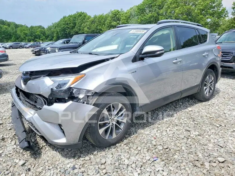 2018 Toyota RAV4 фото