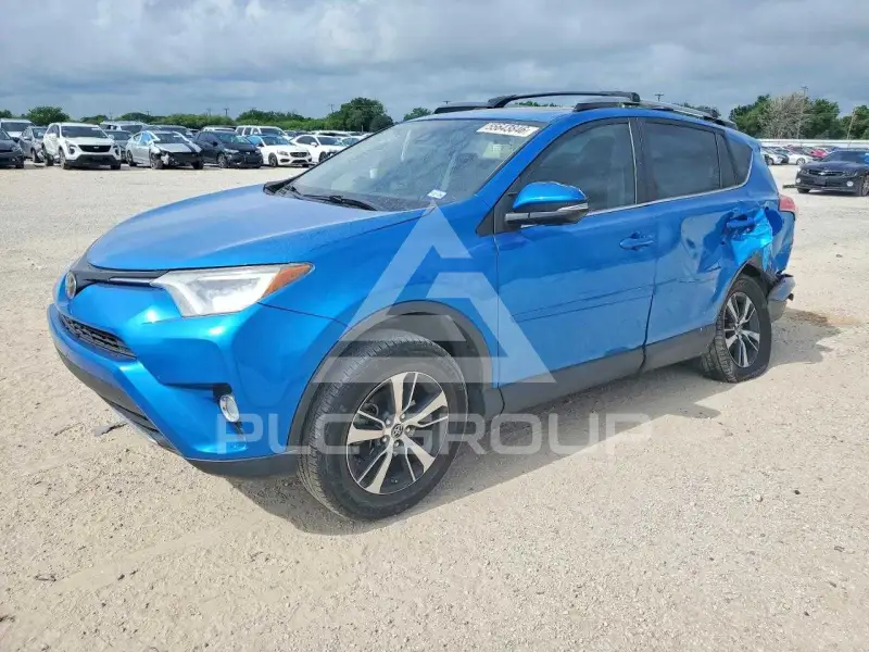 2018 Toyota RAV4 photo
