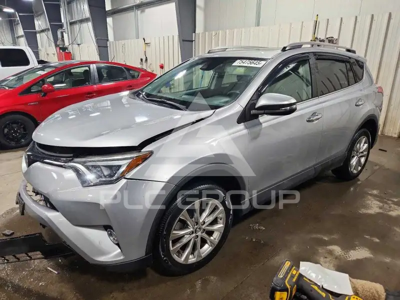 2018 Toyota RAV4 фото