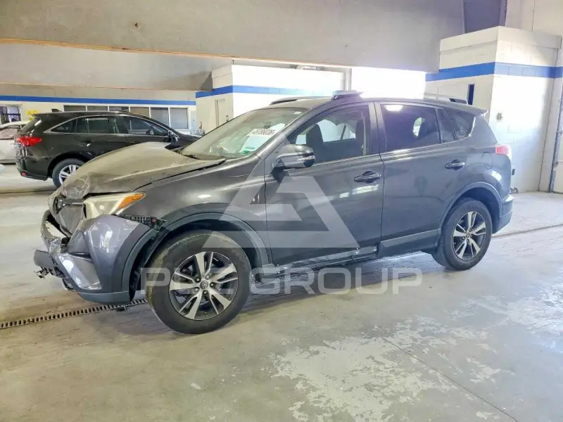 2018 Toyota RAV4 фото