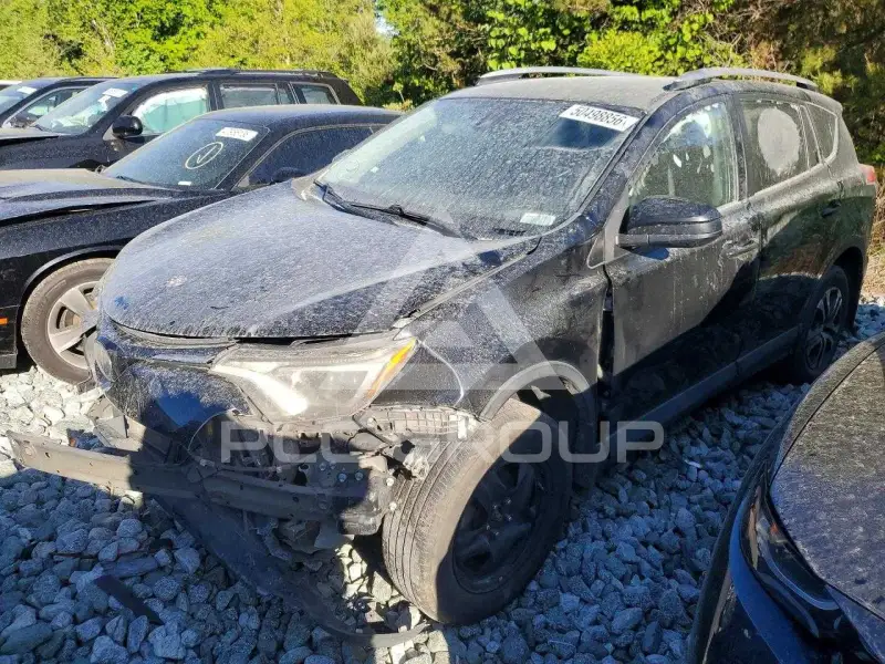 2018 Toyota RAV4 фото