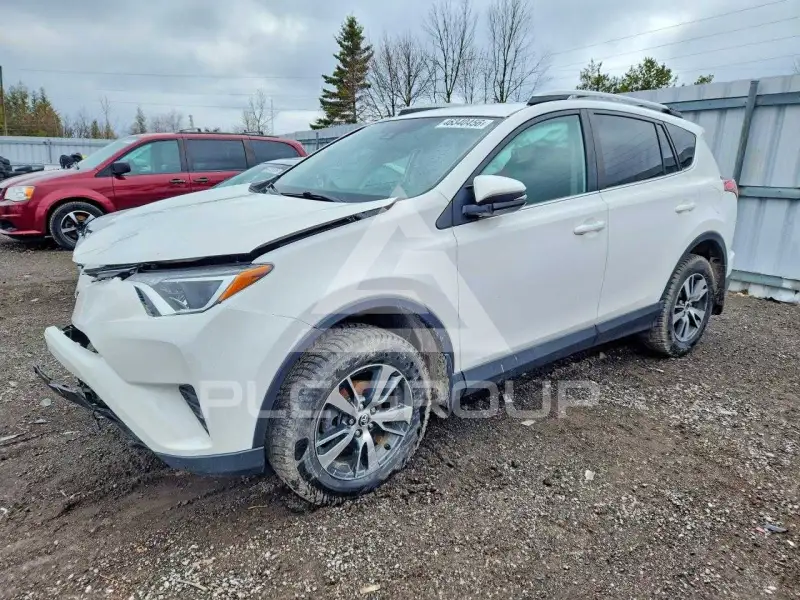 2018 Toyota RAV4 фото