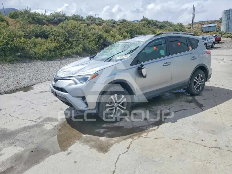 2018 Toyota RAV4 фото