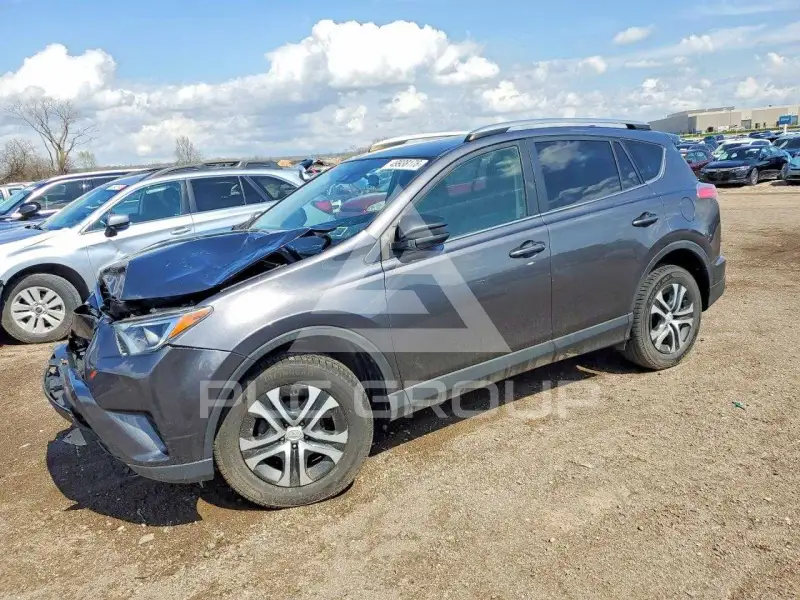 2018 Toyota RAV4 photo