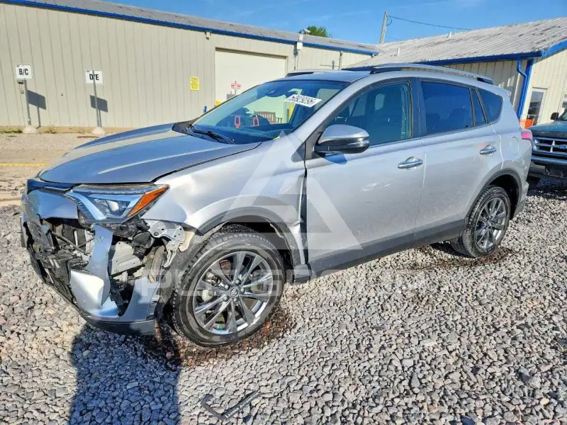 2018 Toyota RAV4 фото