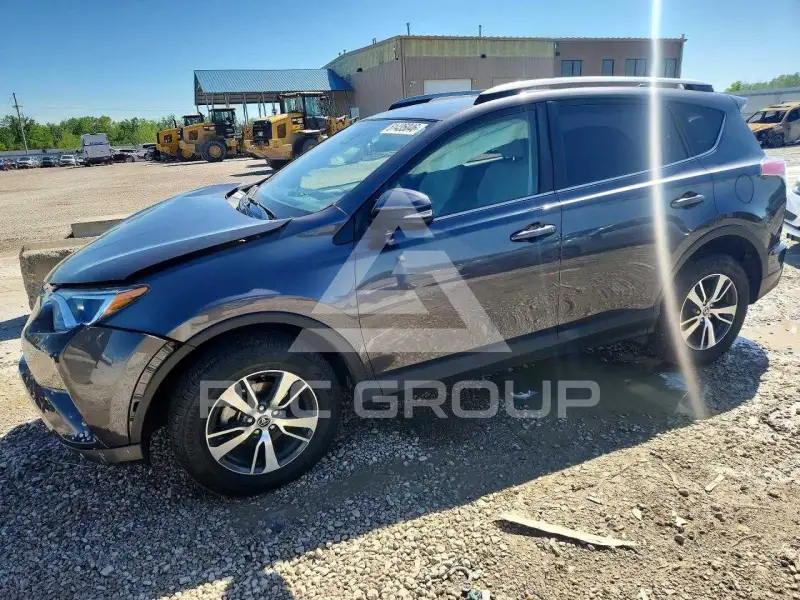 2018 Toyota RAV4 фото