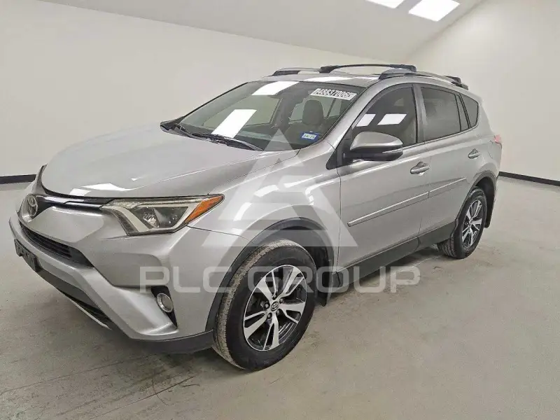 2018 Toyota RAV4 фото