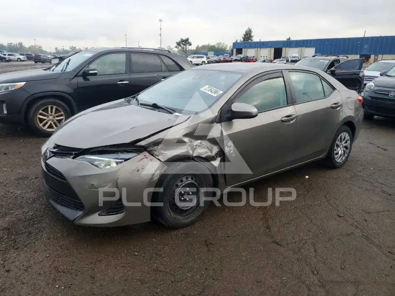 2018 Toyota COROLLA фото