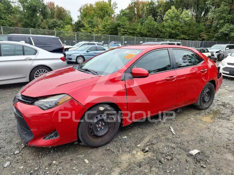 2018 Toyota COROLLA фото