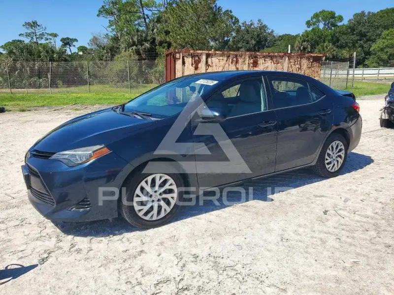 2018 Toyota COROLLA фото