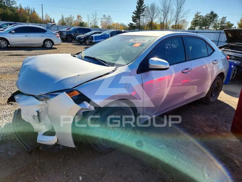 2018 Toyota COROLLA фото
