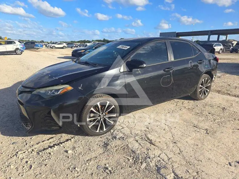 2018 Toyota COROLLA фото
