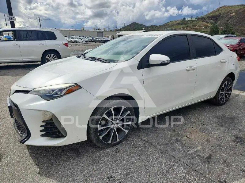 2018 Toyota COROLLA фото