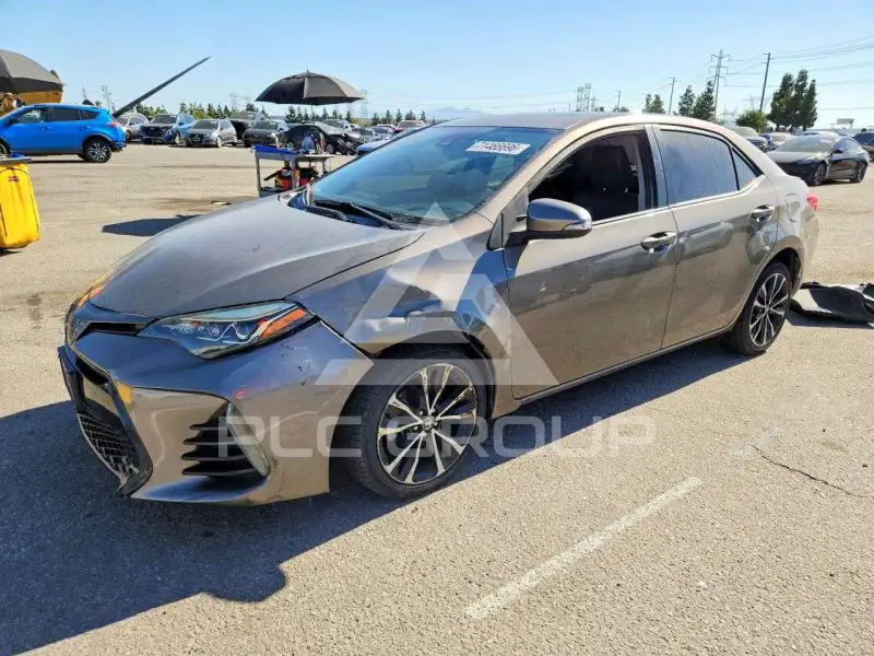 2018 Toyota COROLLA фото