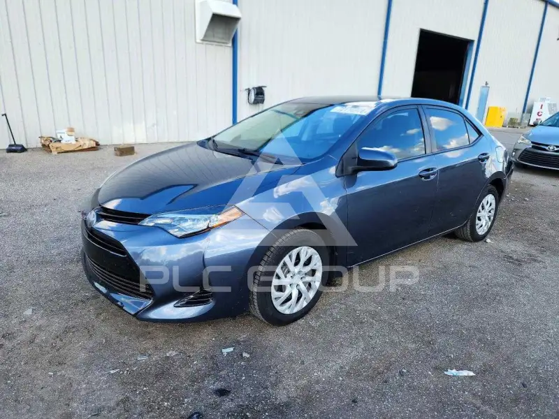 2018 Toyota COROLLA фото