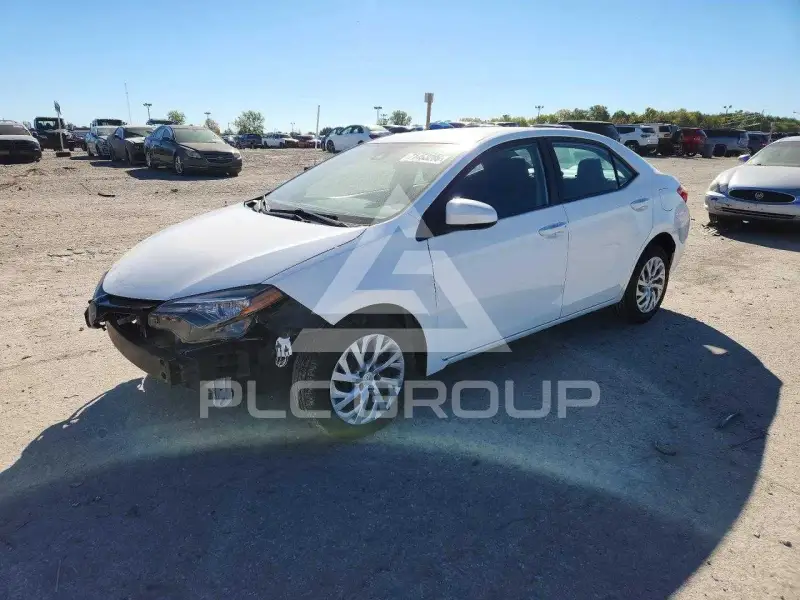 2018 Toyota COROLLA фото