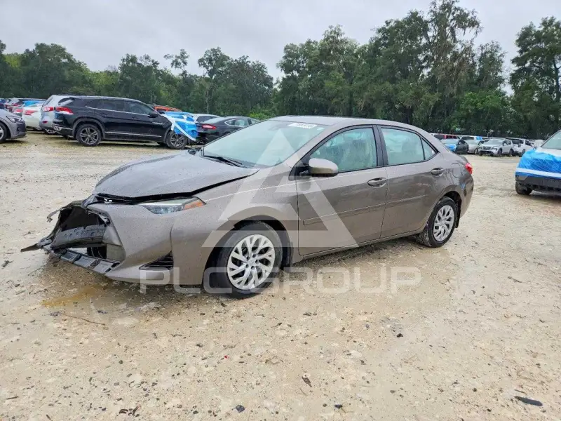 2018 Toyota COROLLA фото