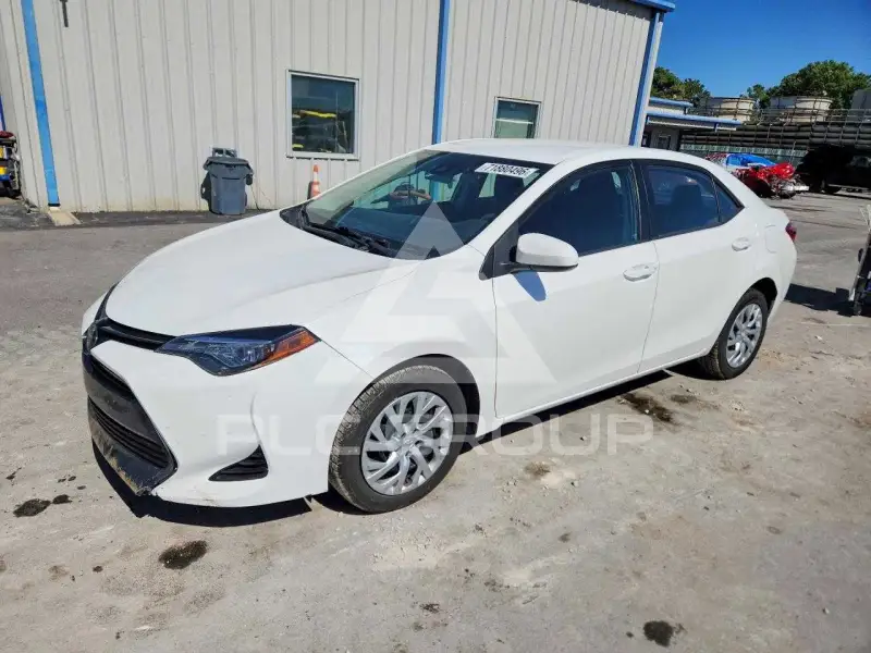2018 Toyota COROLLA photo