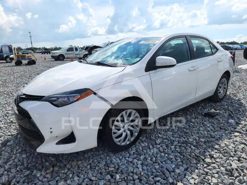 2018 Toyota COROLLA фото