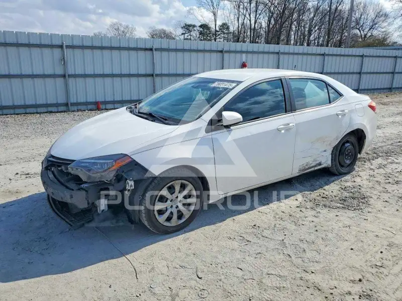 2018 Toyota COROLLA фото